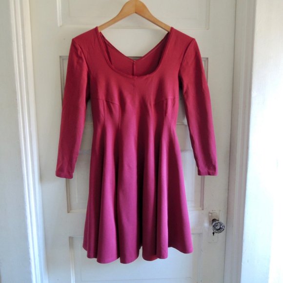 Anthropologie Dark Pink Stretchy Seamed 3/4 Sleeve Mini Dress M/S - Picture 2 of 11
